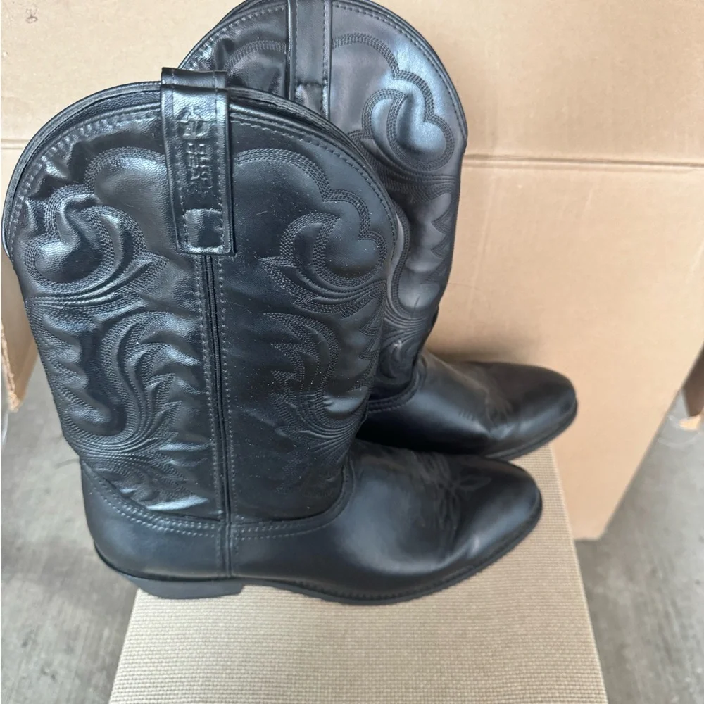 Men's Black Leather Cowboy Boots - Picture 4 of 5
